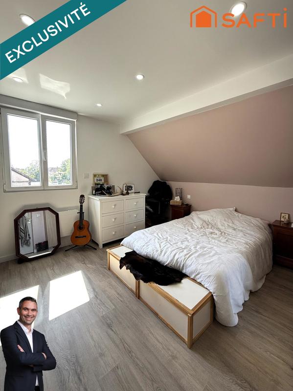 Maison - 163 m² - 8 pièces