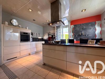 Maison - 131 m² - 4 pièces