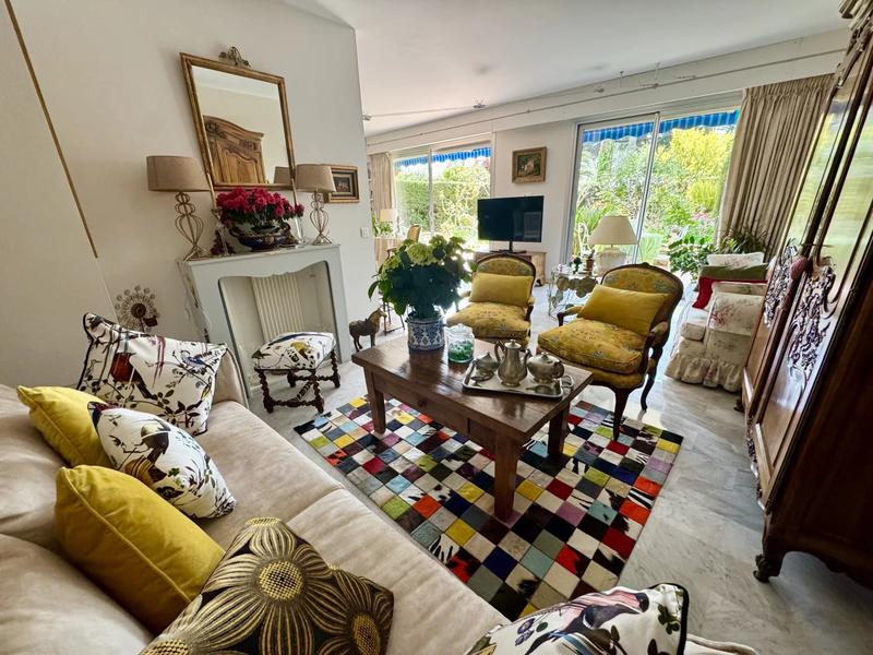 Appartement - 100 m² - 3 pièces