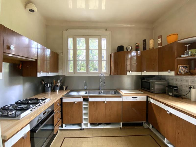 Maison ancienne - 202 m² - 8 pièces