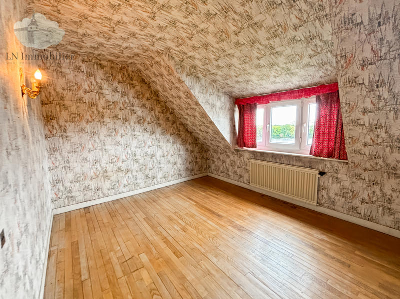 Maison - 189 m² - 9 pièces