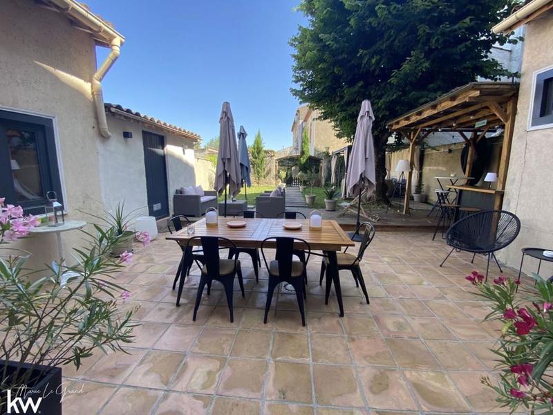 Maison bourgeoise - 203 m² - 7 pièces