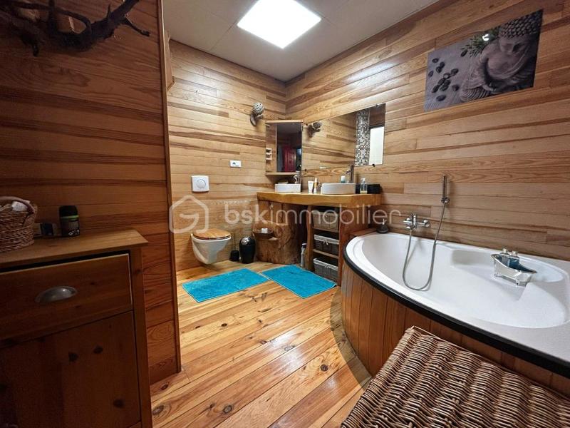 Maison - 163 m² - 7 pièces