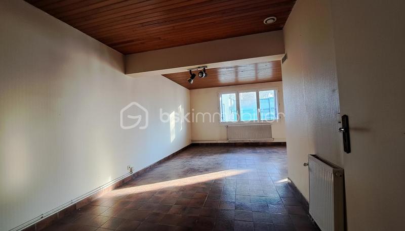 Propriété - 230 m² - 10 pièces