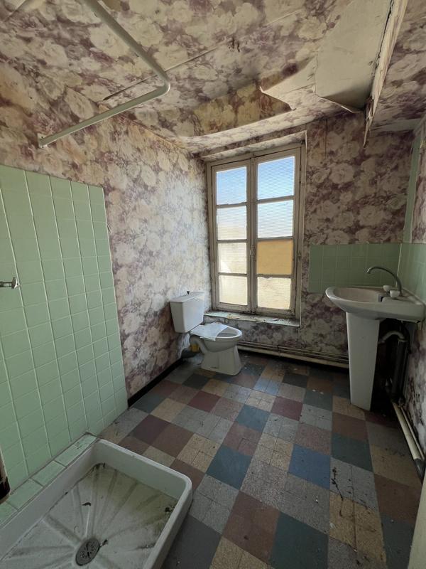 Maison - 189 m² - 8 pièces