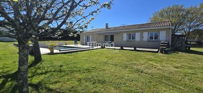 Maison traditionnelle - 116 m² - 5 pièces