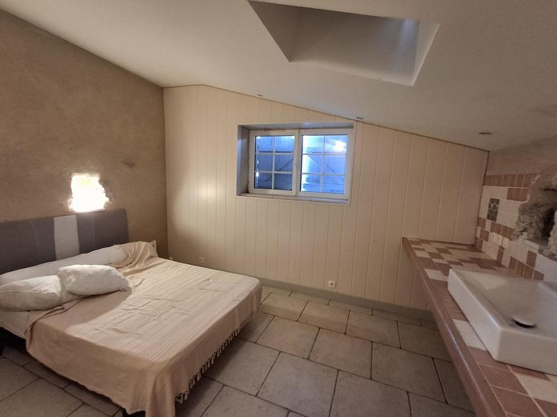 Maison ancienne - 347 m² - 15 pièces