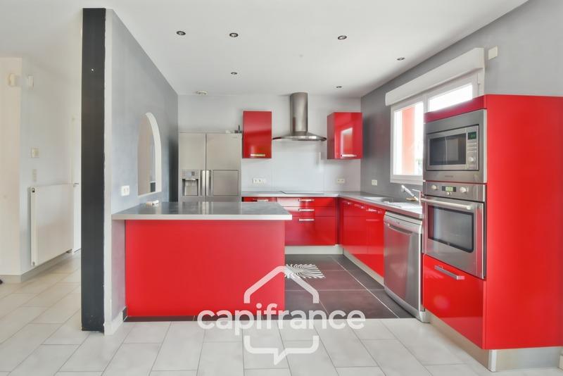 Maison - 137 m² - 5 pièces