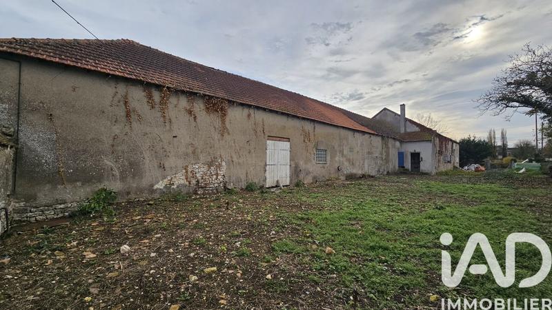 Maison - 400 m² - 1 pièce