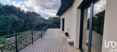 Maison - 200 m² - 5 pièces