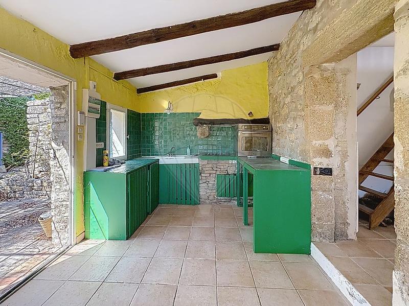 Propriété - 93 m² - 4 pièces