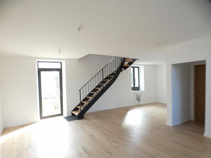 Maison - 102 m² - 6 pièces