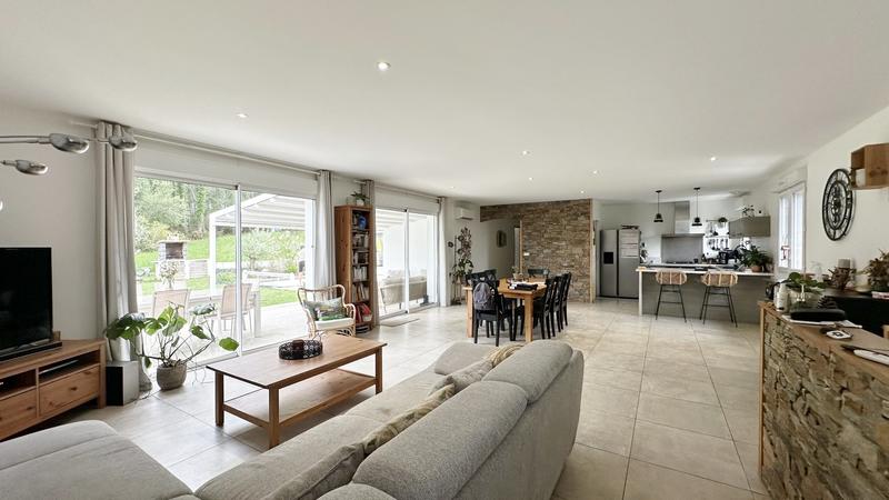 Villa - 114 m² - 4 pièces