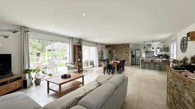 Villa - 114 m² - 4 pièces