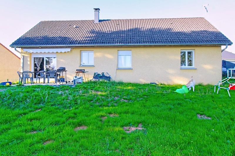 Maison - 99 m² - 4 pièces