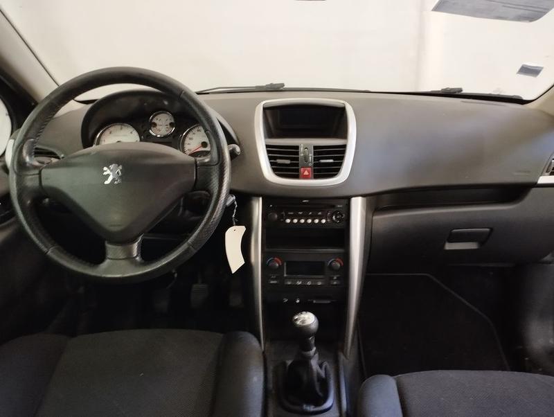 Peugeot 207 1.6 Hdi 110