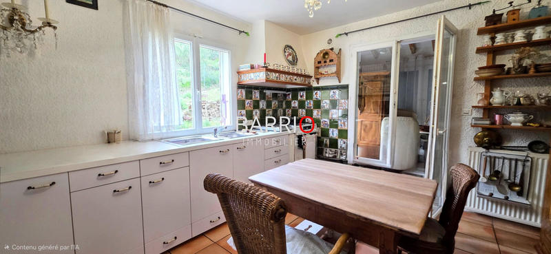 Villa - 225 m² - 12 pièces