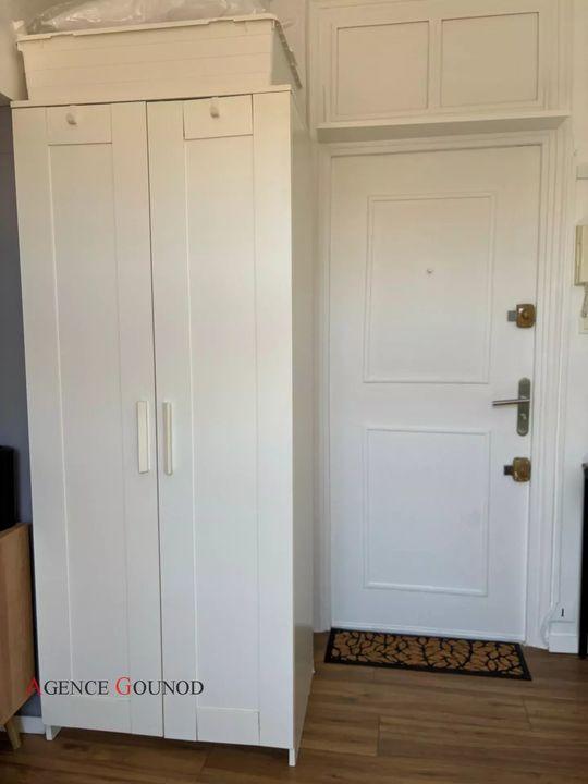 Studio - 11 m² - 1 pièce