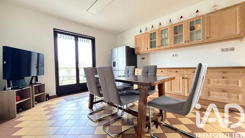 Maison - 358 m² - 11 pièces