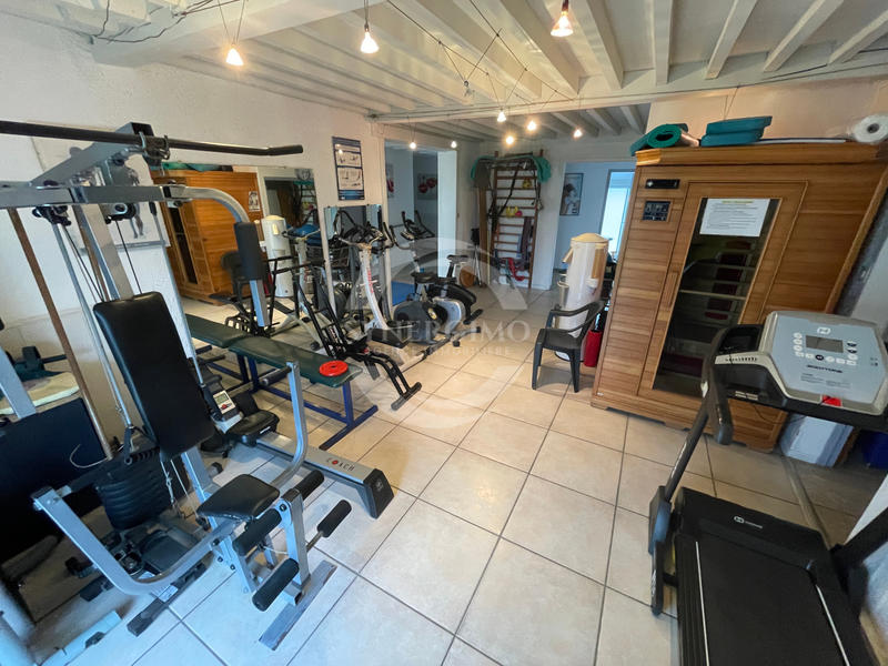 Local commercial - 270 m²