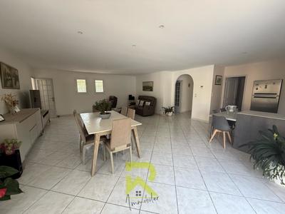 Villa - 160 m² - 6 pièces