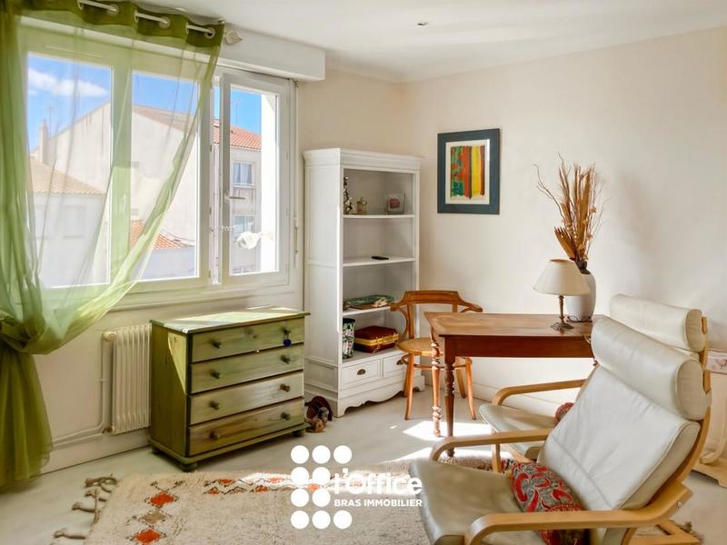 Maison - 187 m² - 6 pièces