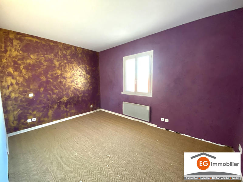 Terrain commercial - 6 300 m²