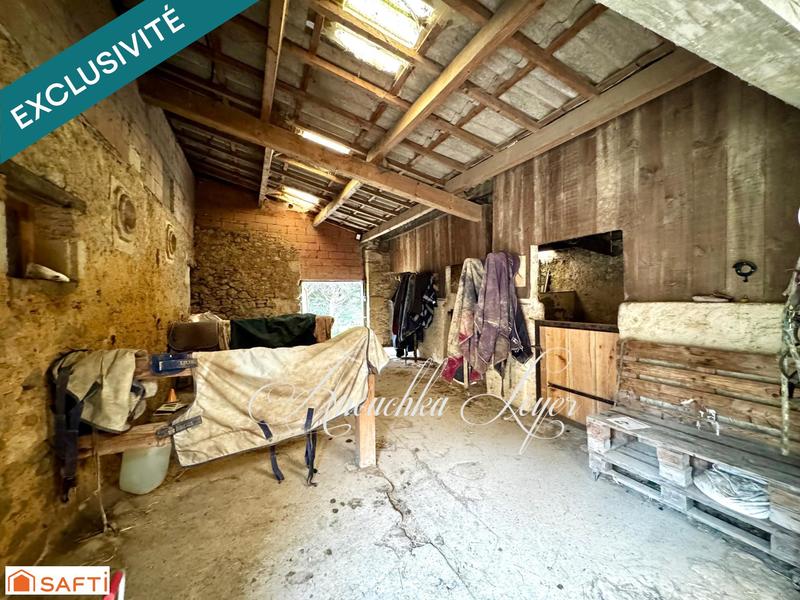 Maison - 418 m² - 15 pièces