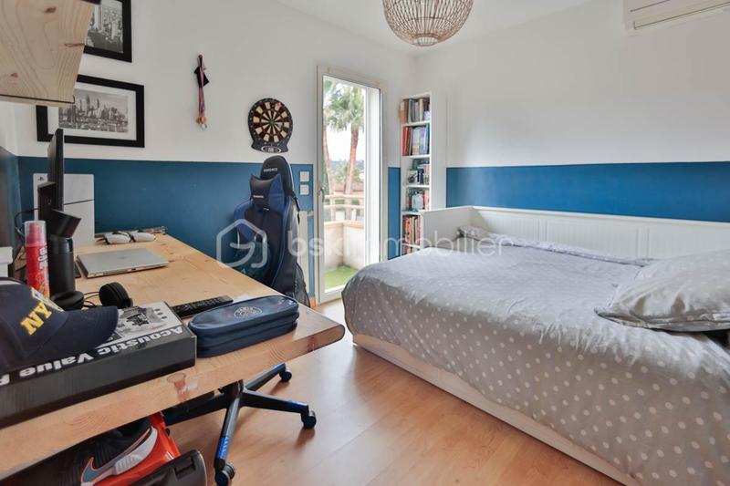 Maison - 157 m² - 5 pièces