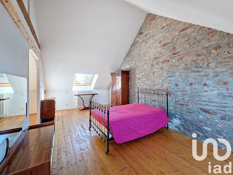 Maison - 277 m² - 8 pièces