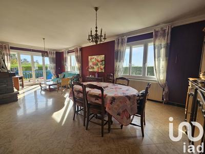 Maison - 161 m² - 7 pièces