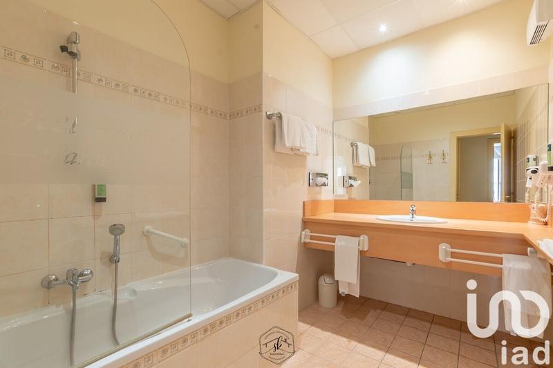 Immeuble - 1 614 m²