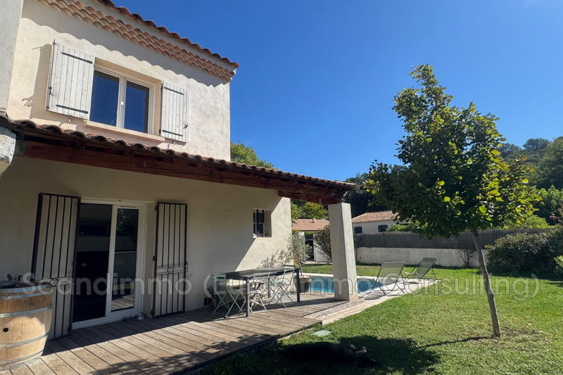 Maison - 169 m² - 6 pièces