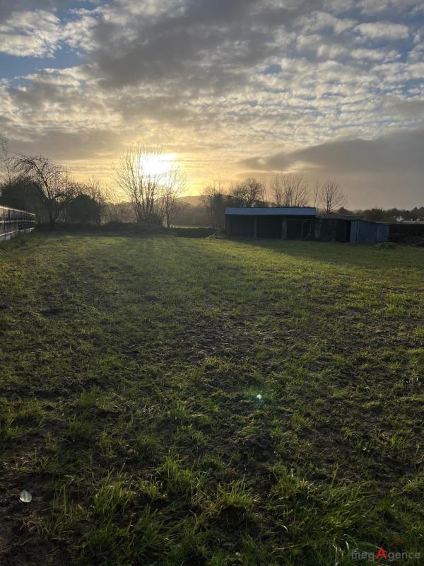 Terrain constructible - 1 409 m²