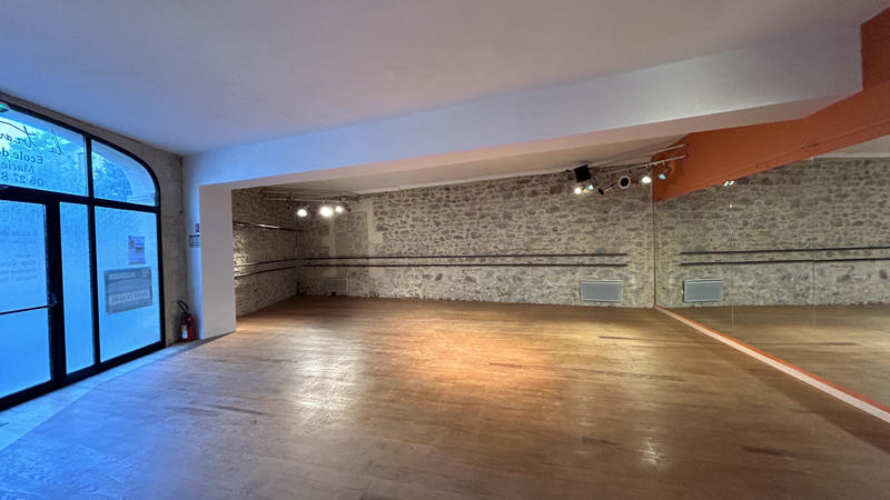 Local commercial - 84 m²