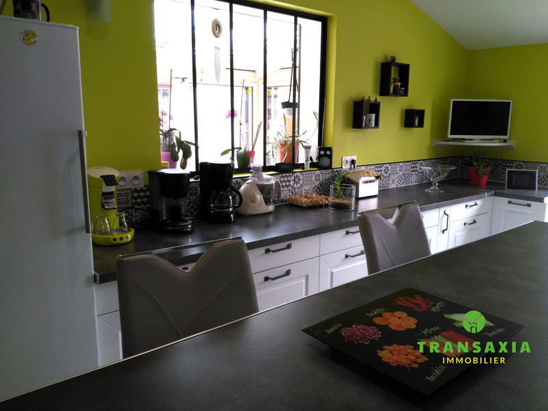 Maison - 150 m² - 10 pièces