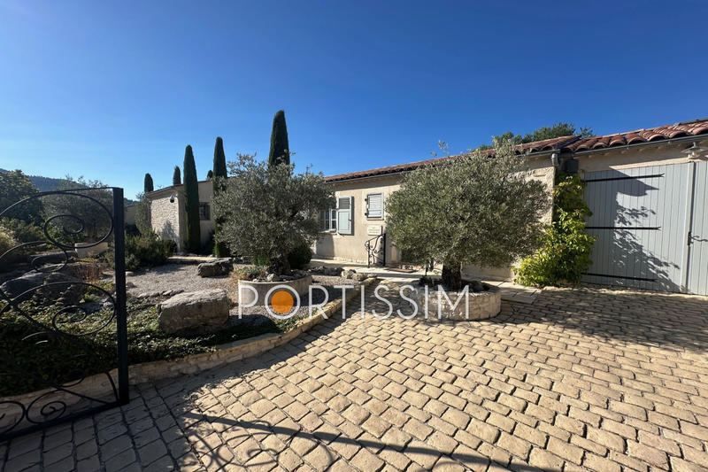 Maison - 88 m² - 5 pièces