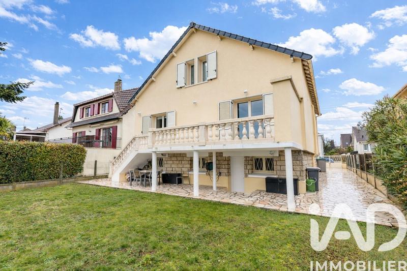Maison - 136 m² - 6 pièces