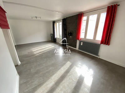 Appartement - 76 m² - 3 pièces