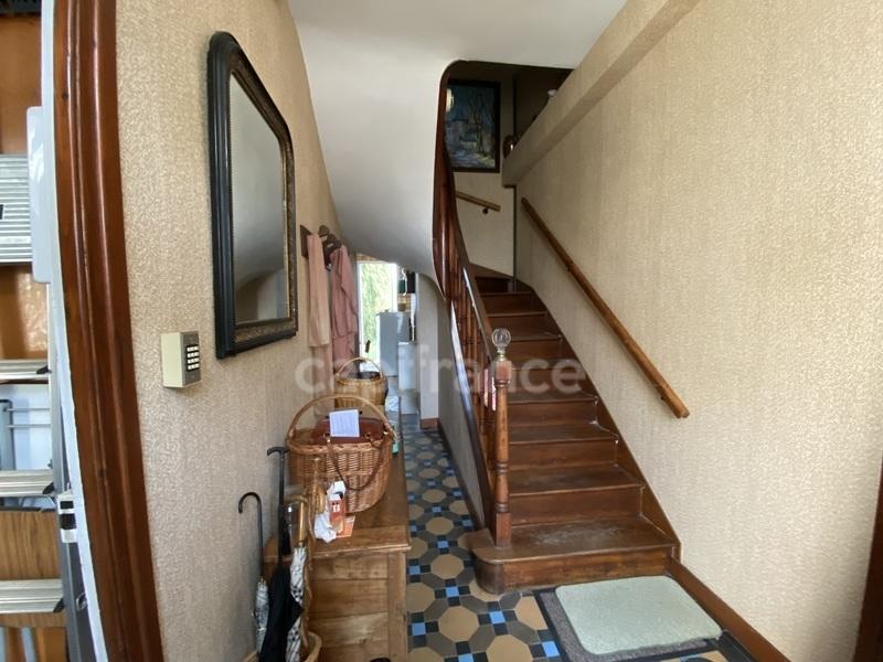 Maison de ville - 148 m² - 9 pièces