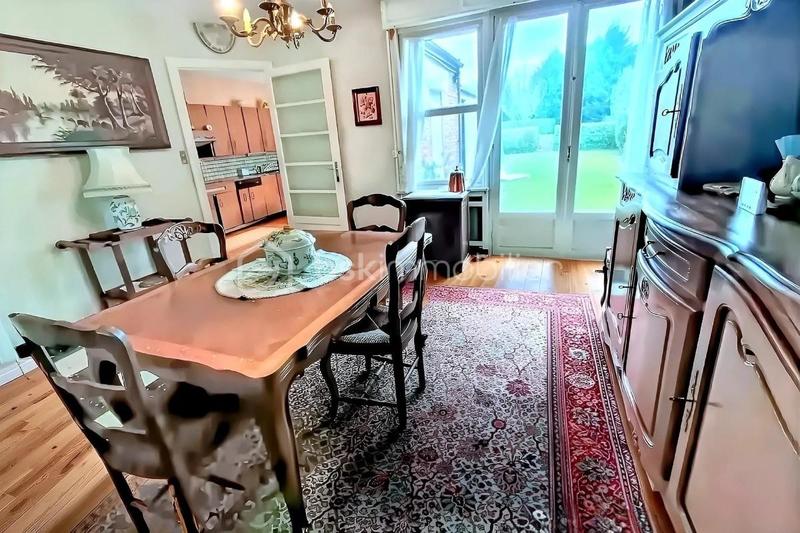 Maison traditionnelle - 107 m² - 4 pièces