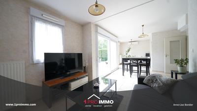 Maison - 95 m² - 4 pièces