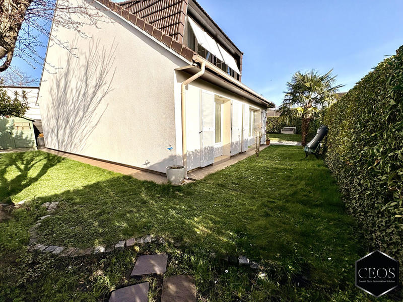 Maison - 180 m² - 8 pièces
