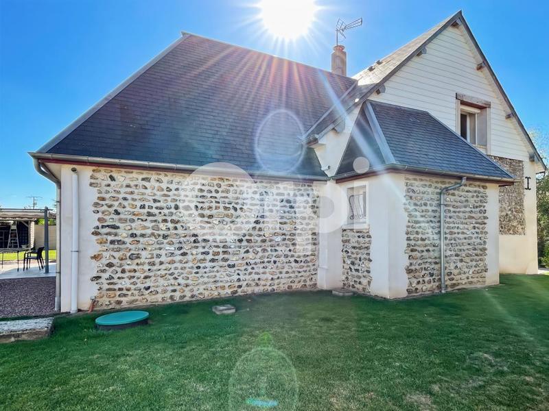 Maison - 275 m² - 4 pièces