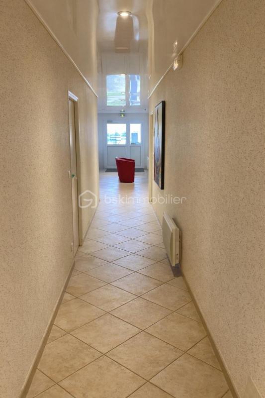 Bureau - 133 m² - 4 pièces