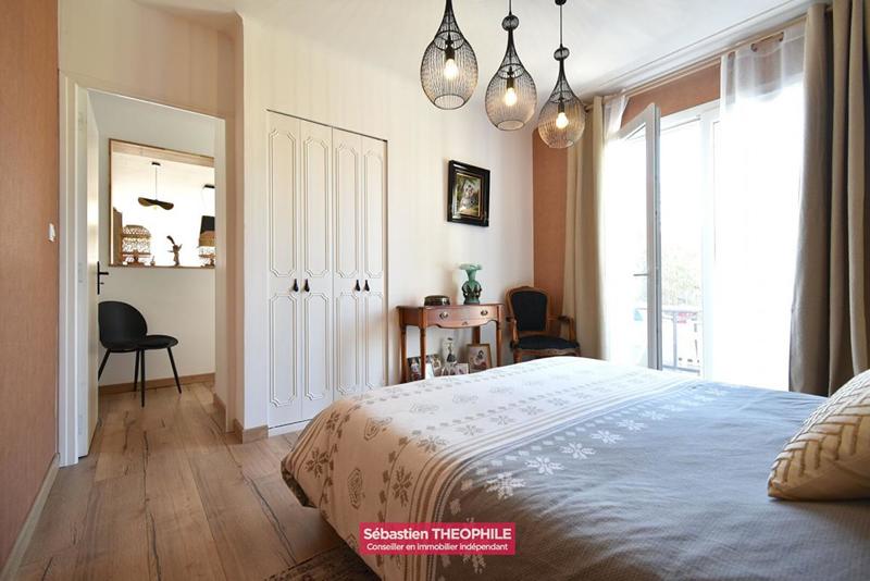 Maison - 194 m² - 6 pièces