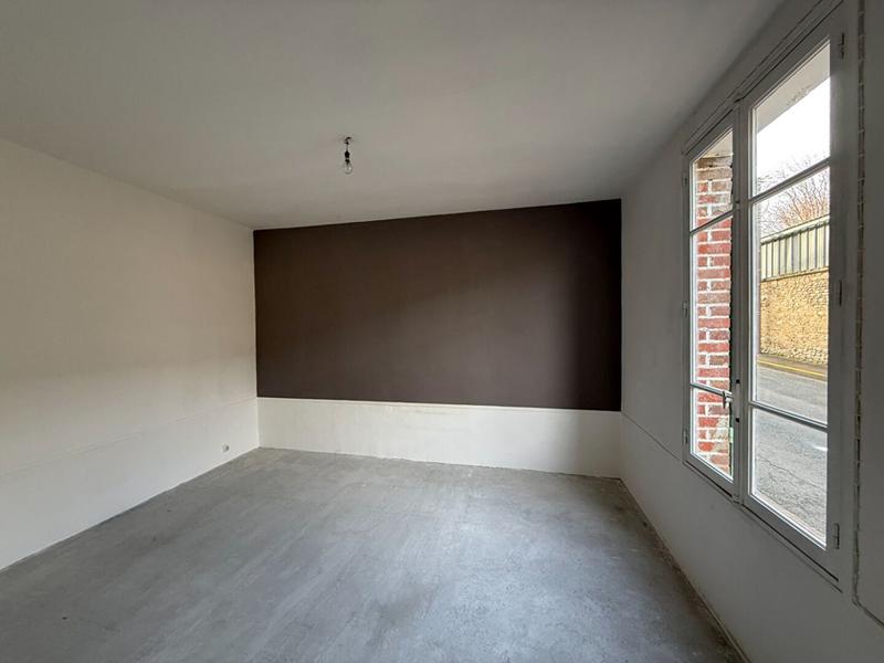 Maison - 90 m² - 6 pièces