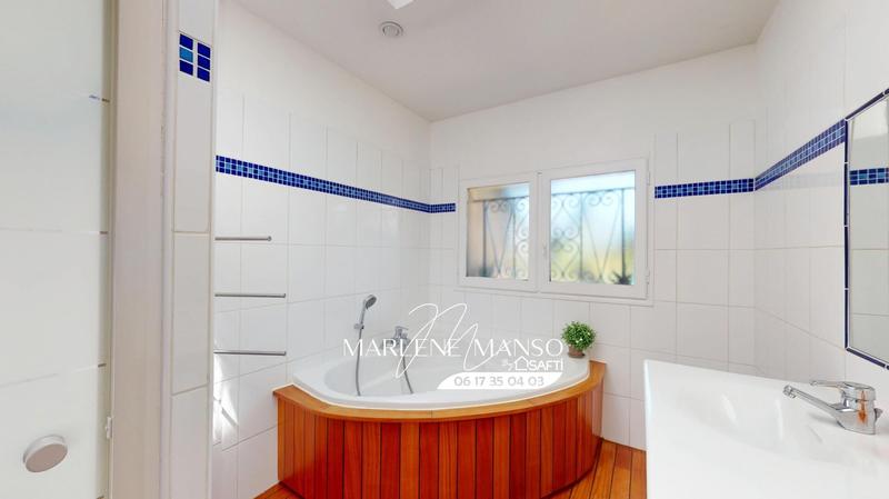 Maison - 139 m² - 5 pièces