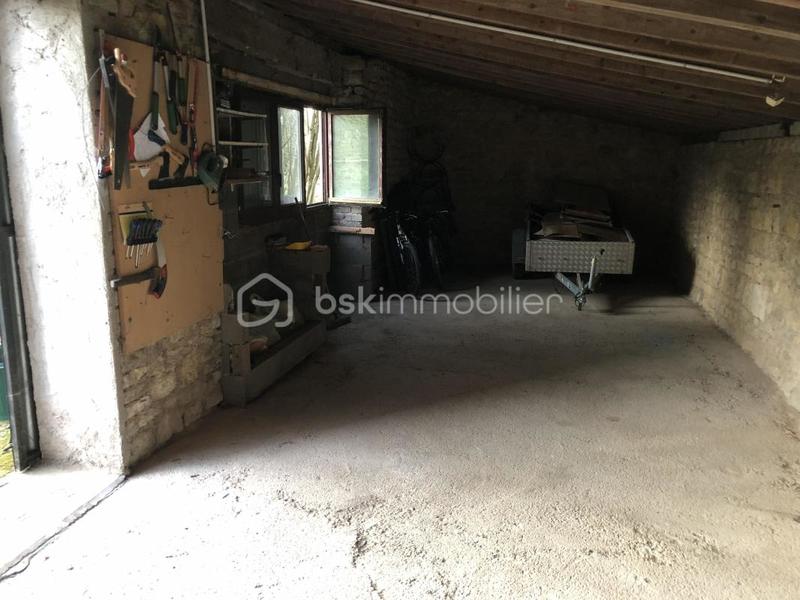 Grange - 280 m² - 1 pièce