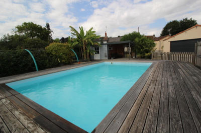 Maison - 150 m² - 9 pièces